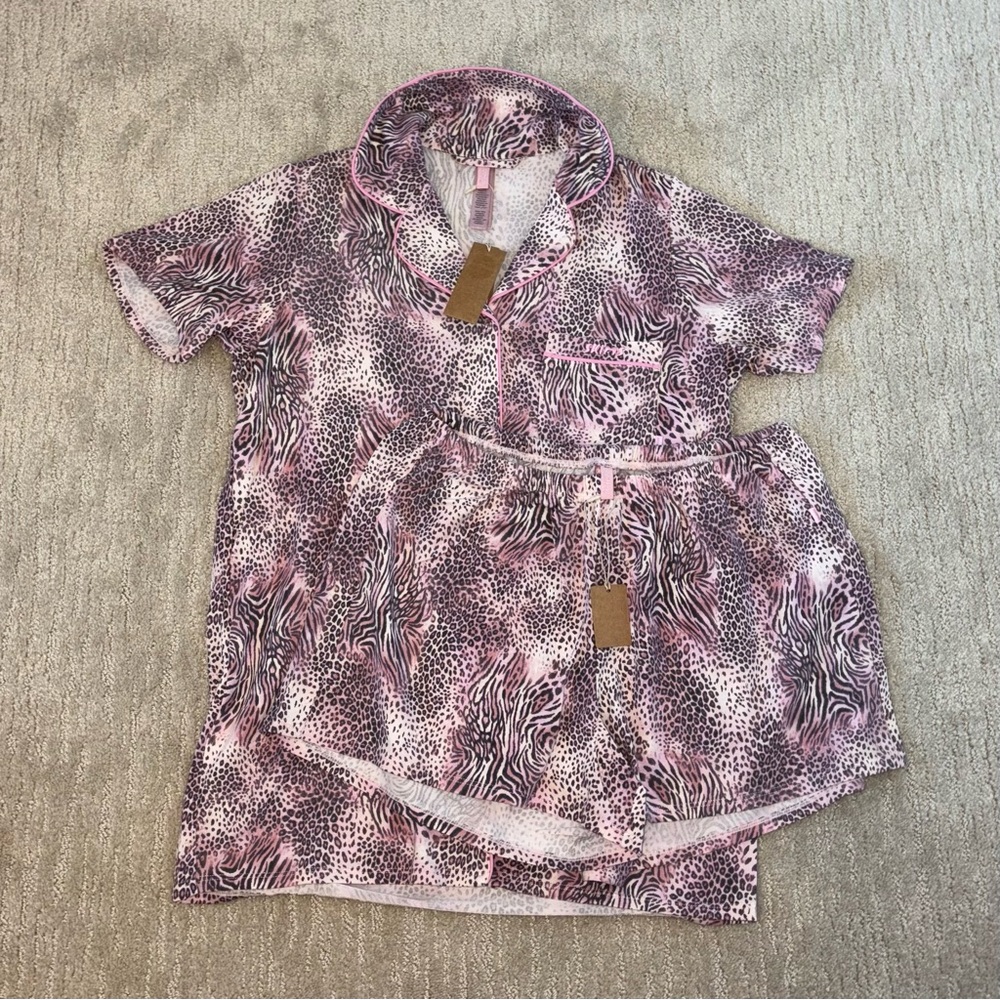 Skims NWT Sleep Short Sleeve Button Up Set